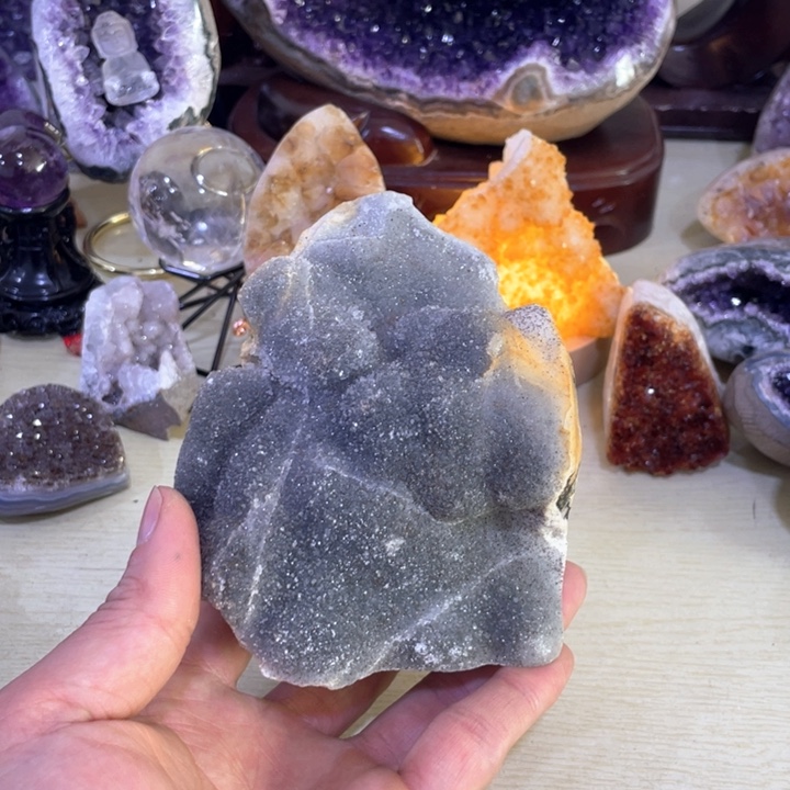 钛晶摆件未镶嵌紫晶