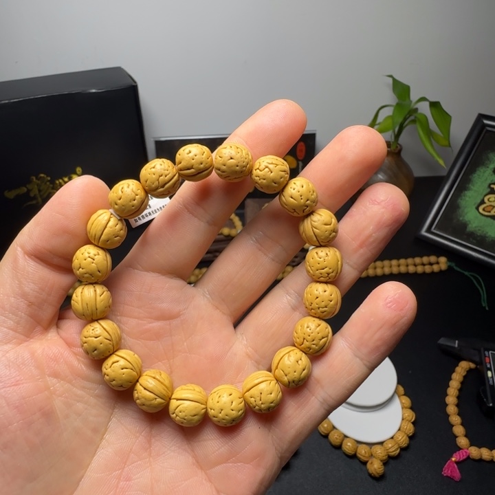 K***s桃核手串野生野生桃核黄桃