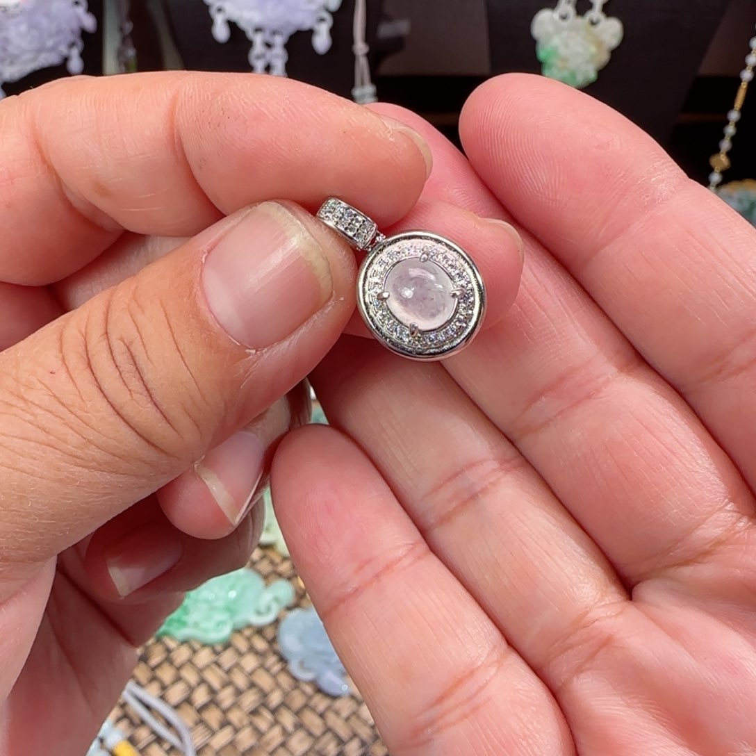 翡翠颈饰未镶嵌仿古