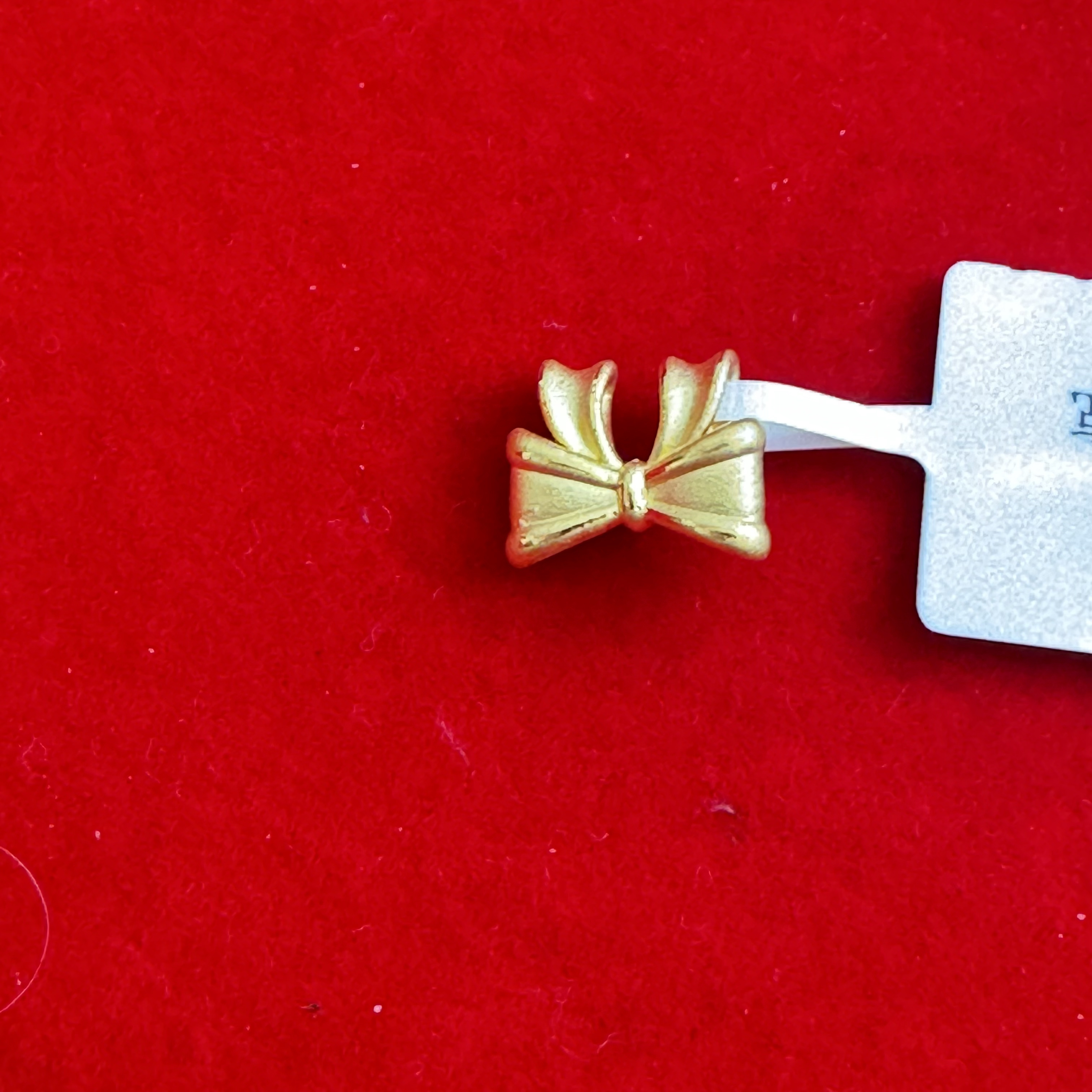 【思思专享】 足金999饰品 蝴蝶结吊坠 GP 0.99