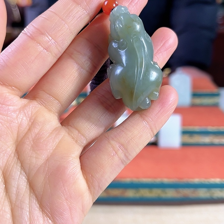 和田玉吊坠未镶嵌