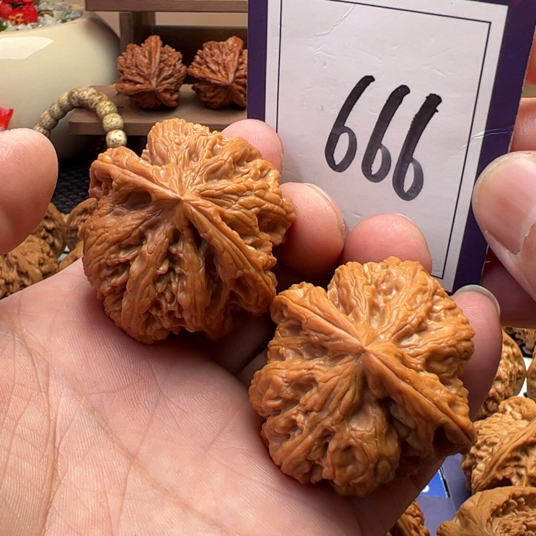 文玩核桃把件全品平谷大粗筋42尺寸666号