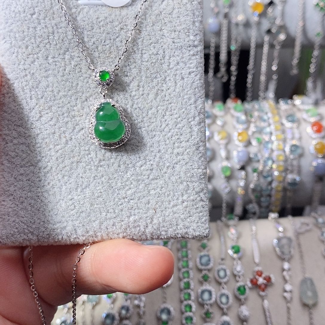 翡翠银S925镶嵌颈饰
