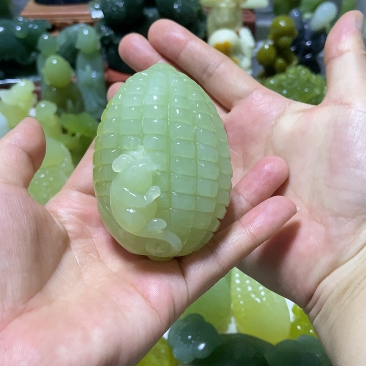 【闪购商品】蛇纹石玉把件未镶嵌