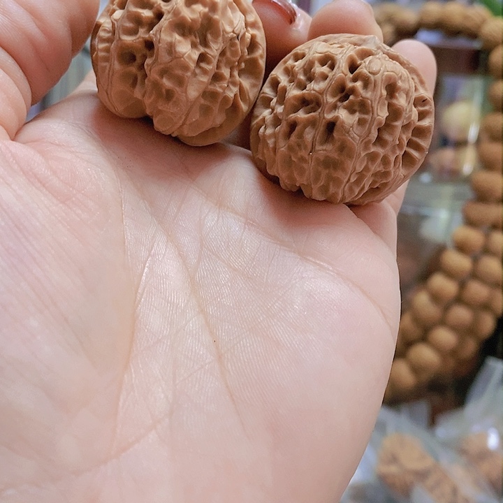 【闪购商品】文玩核桃把件34大石窝
