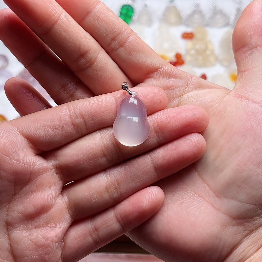 玛瑙/玉髓颈饰未镶嵌我****。