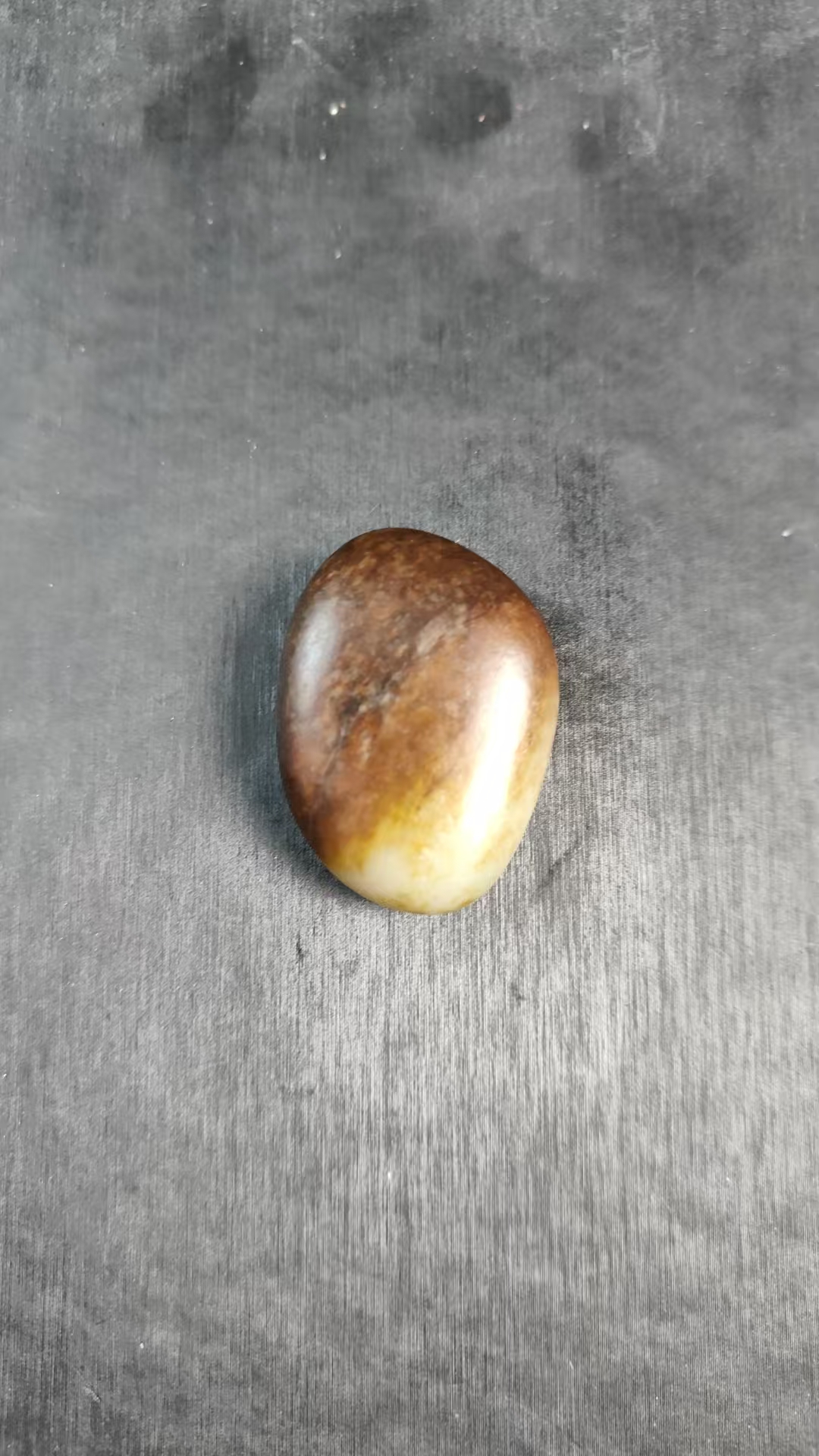 巴依哥精美和田玉20克