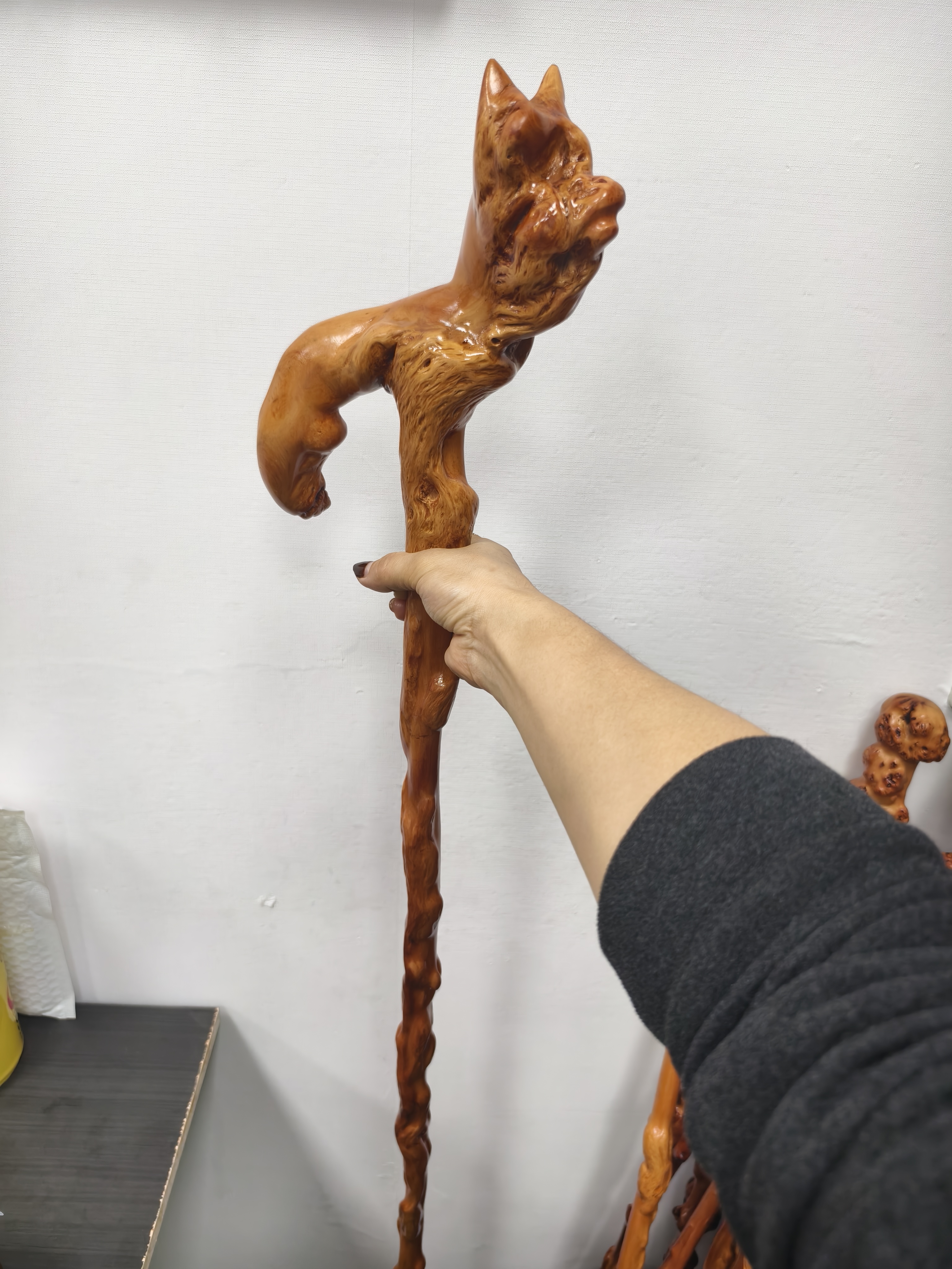 实木龙头拐杖老人防滑轻便登山手杖高档祝寿礼品