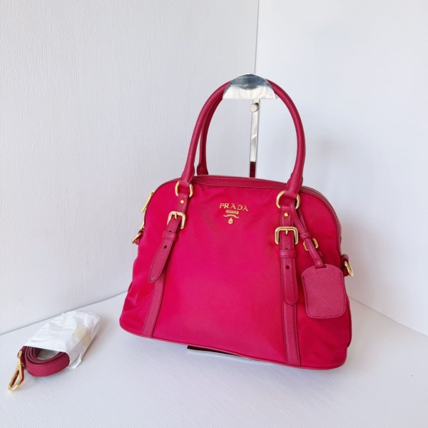 95新/普拉达/市场价28000/包包/250320MM0017