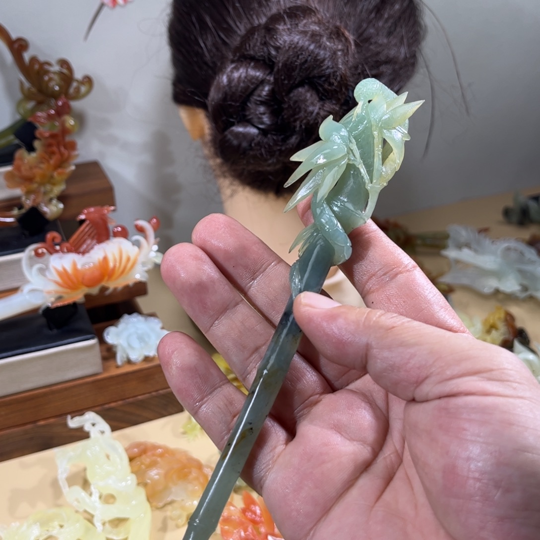 蛇纹石玉未镶嵌发簪