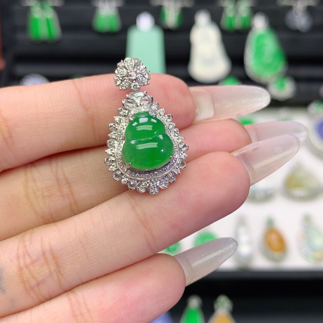 翡翠18K金镶嵌吊坠(不含链)