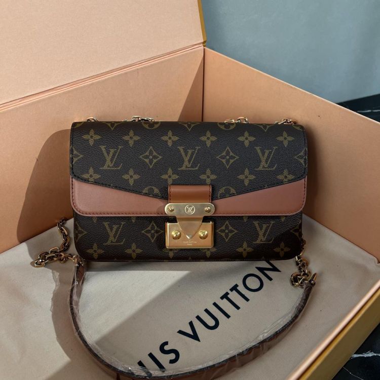 95新/路易威登/C8359183518/[MQR1228B0028]