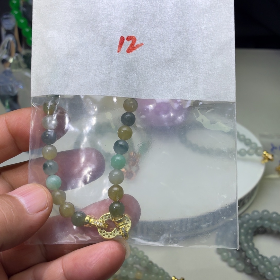 老***咸定制翡翠未镶嵌翡翠珠链