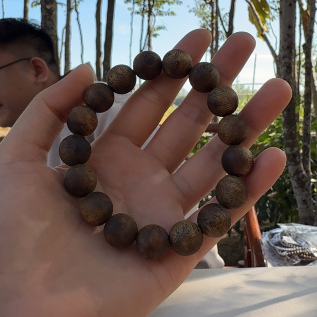 浪***葛沉香碎屑沉香乌身圆叶圆珠单圈13*15 多样性发一