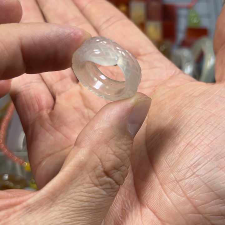 玛瑙/玉髓未镶嵌17白冰蛇戒指