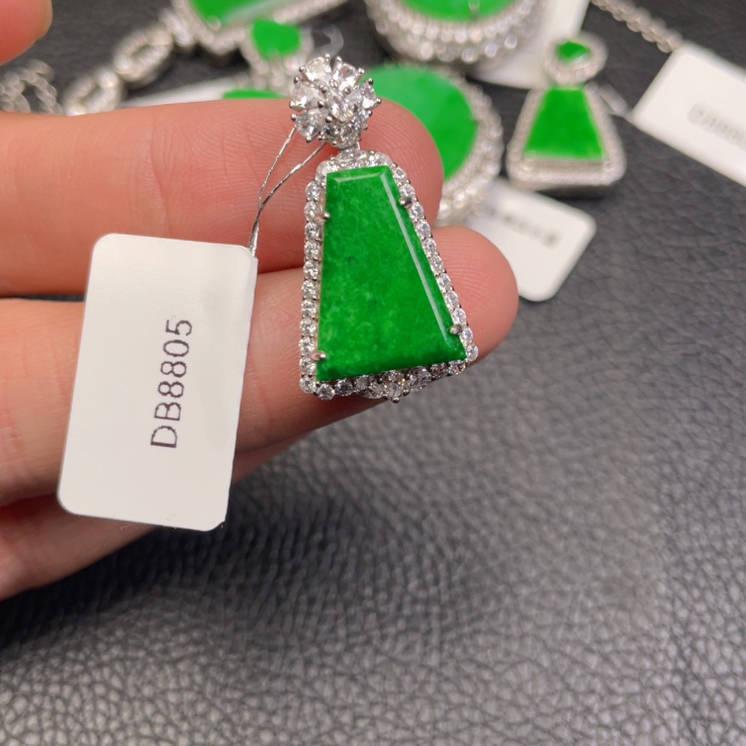 翡翠吊坠(不含链)银S925镶嵌吊坠