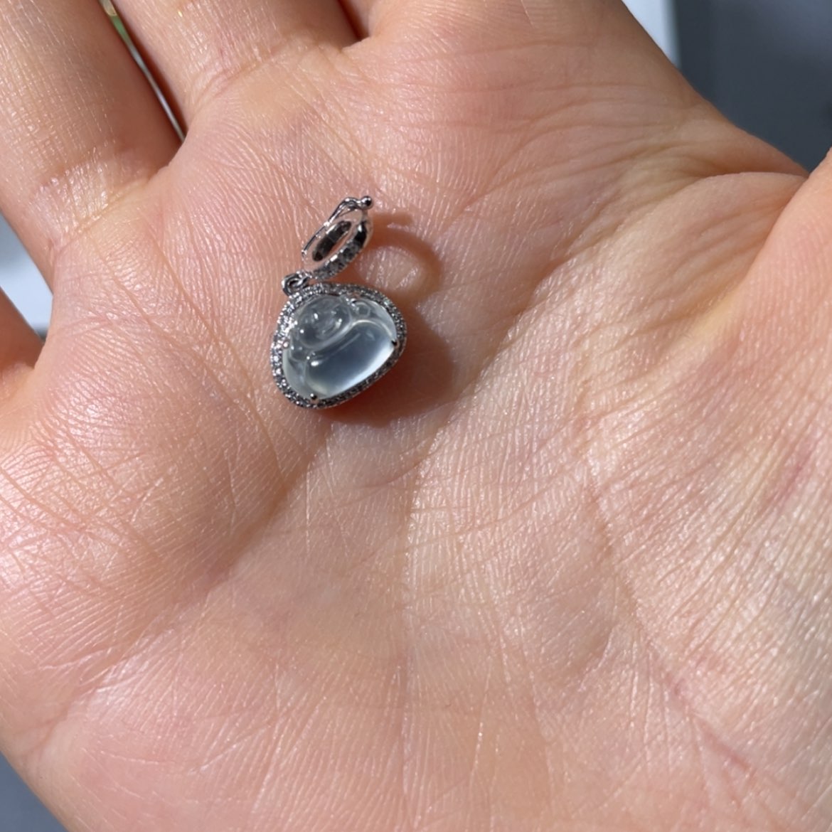 【闪购商品】颈饰18K金镶嵌翡翠旸*妈