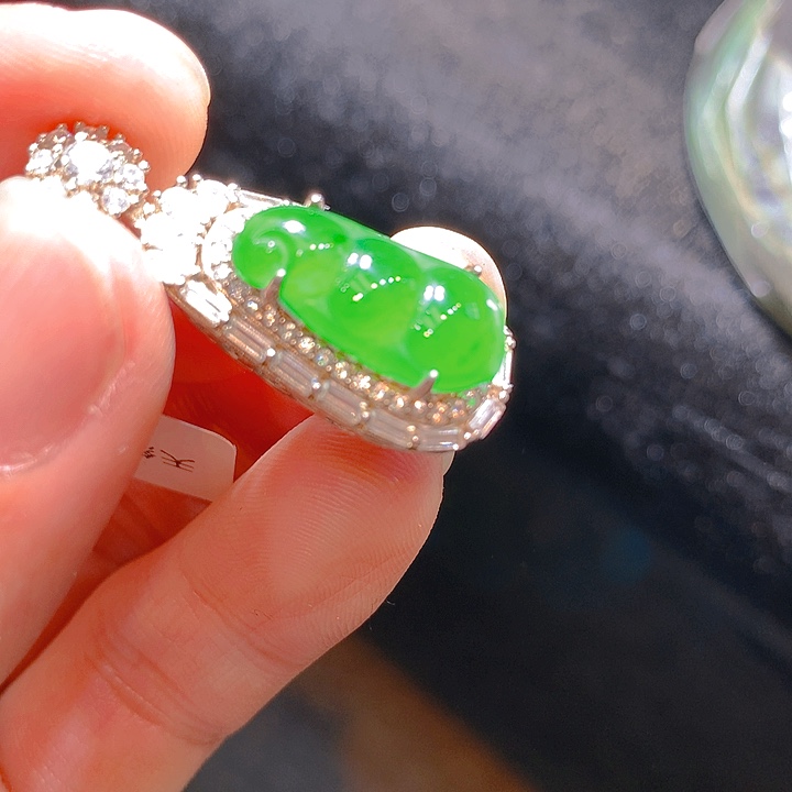 【闪购商品】翡翠颈饰银S925镶嵌翡翠