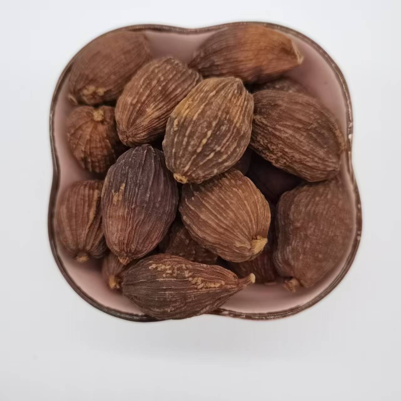 云南草果个头大味道浓适合做火锅卤煮的好调料