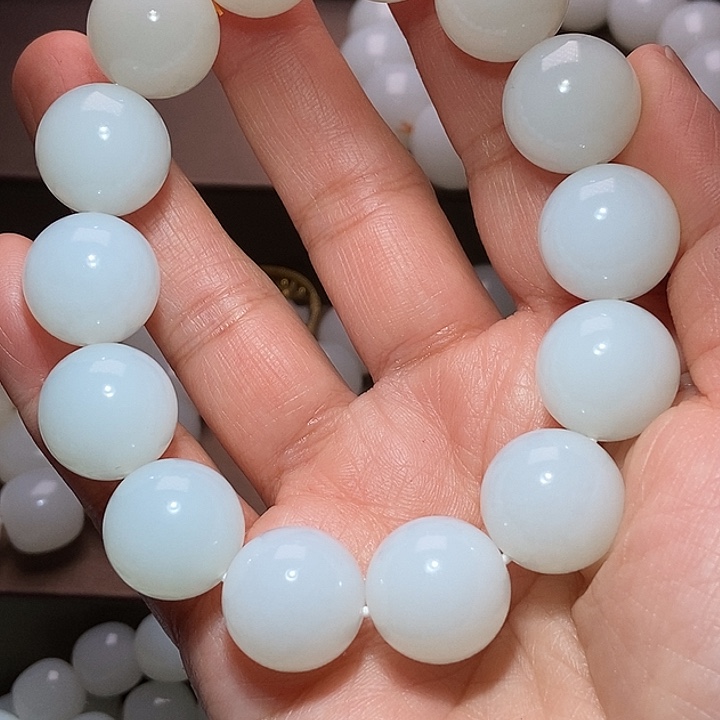 一***一和田玉（白玉）未镶嵌手链