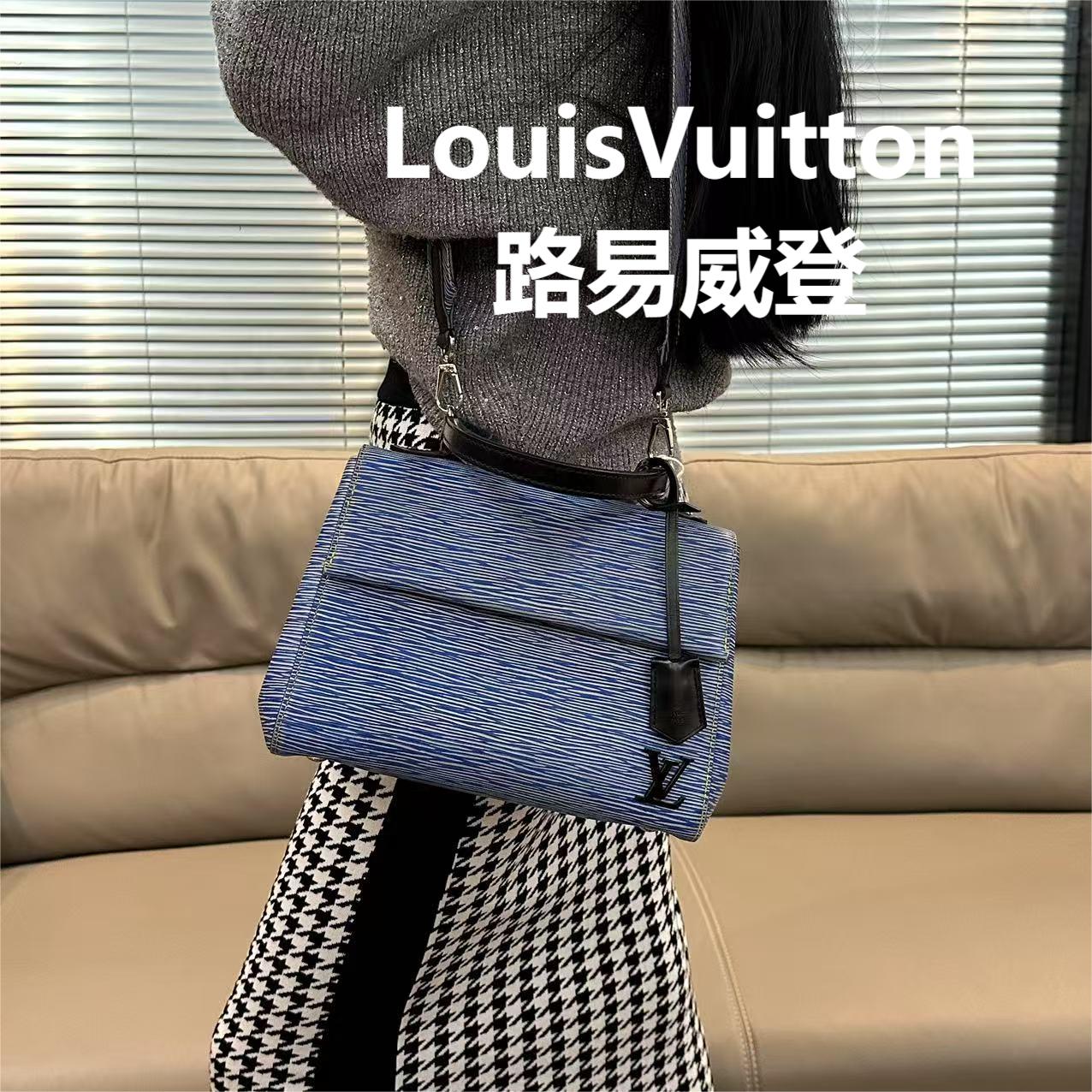 95新 LouisVuitton/路易威登 蓝色水波纹克鲁尼/69877