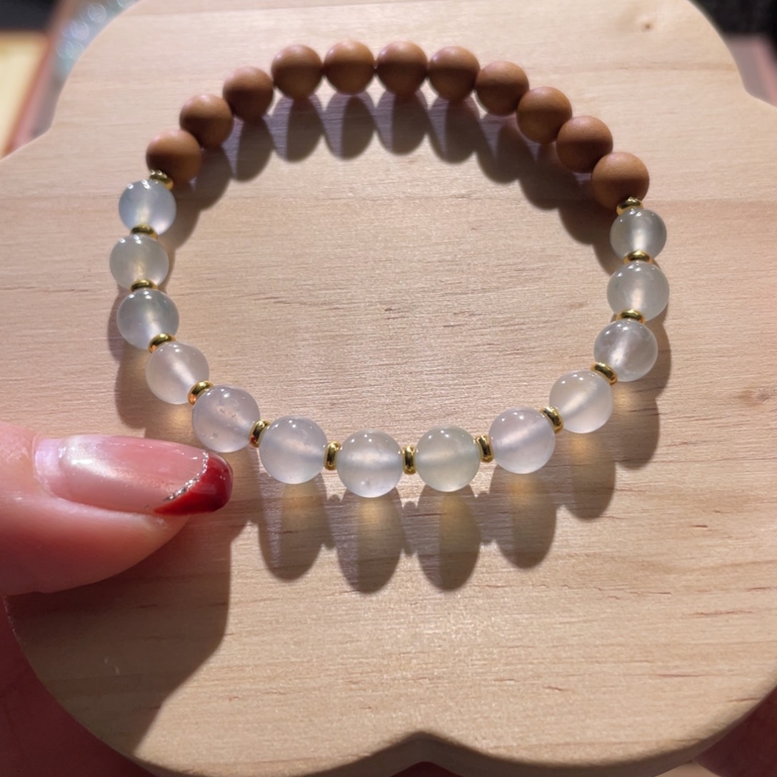 翡翠散珠天然缅a高冰半串