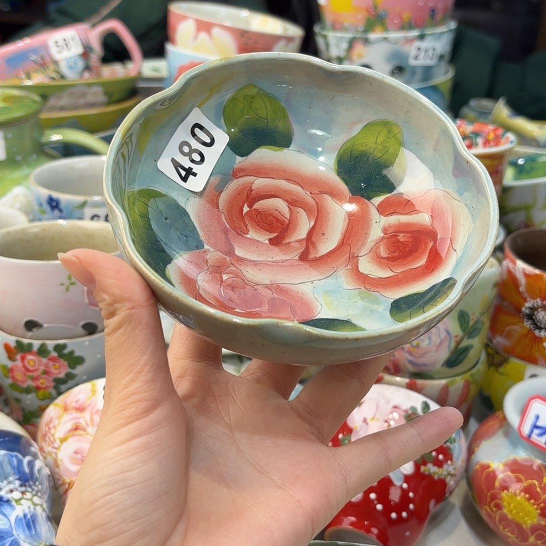 瓷片兔兔好可爱呀打