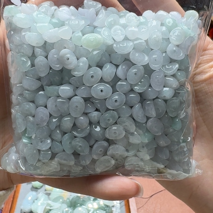 未镶嵌挂件翡翠福利10个，不包邮，拍一单邮费发货