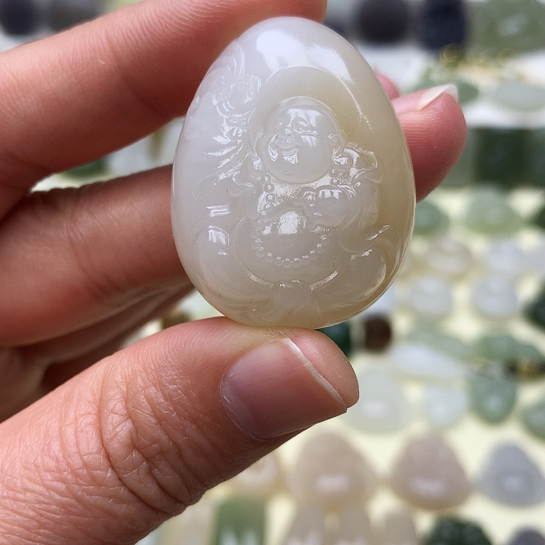 和田玉颈饰未镶嵌就***你