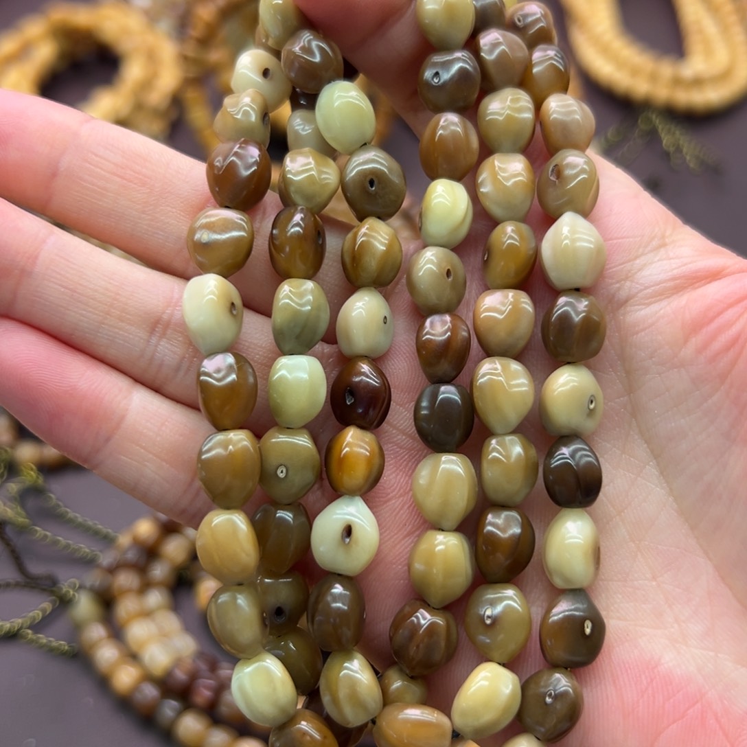 雪***)龙脊菩提吊坠原籽