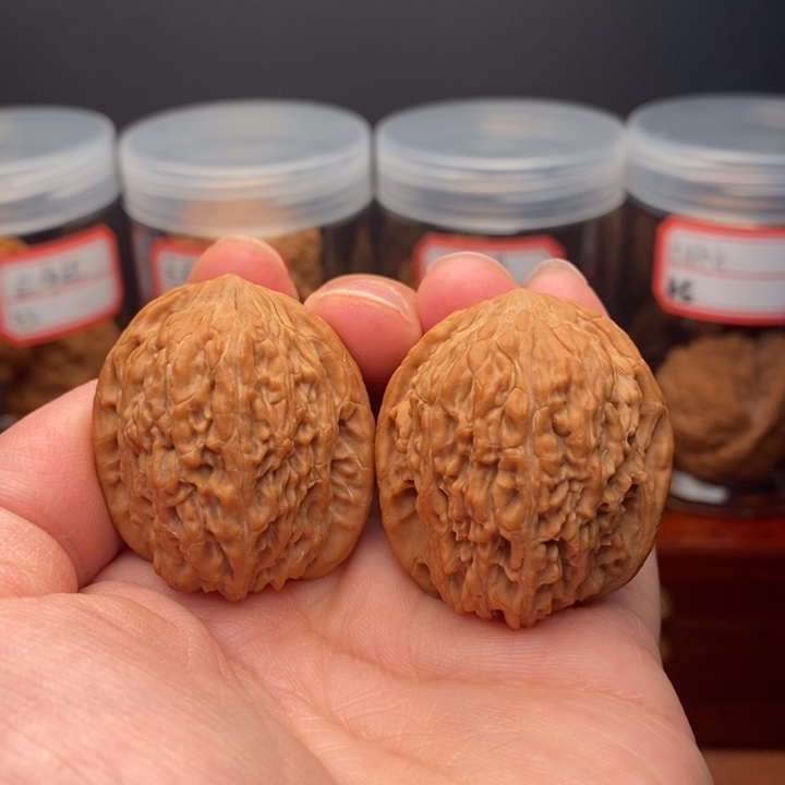 把件文玩核桃麻核桃绣球35