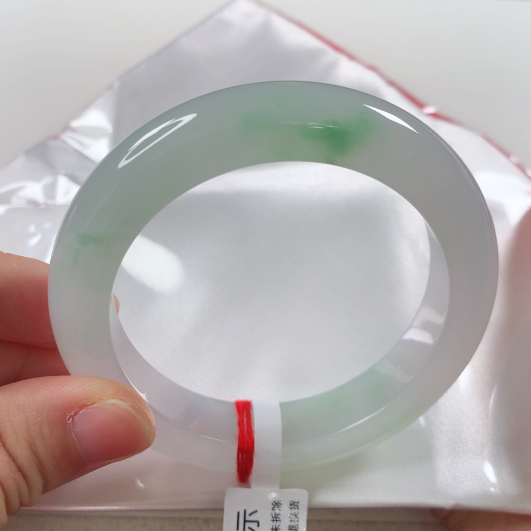 未镶嵌手镯翡翠泥鳅背厚庄冰飘绿花高货瑕疵漏218