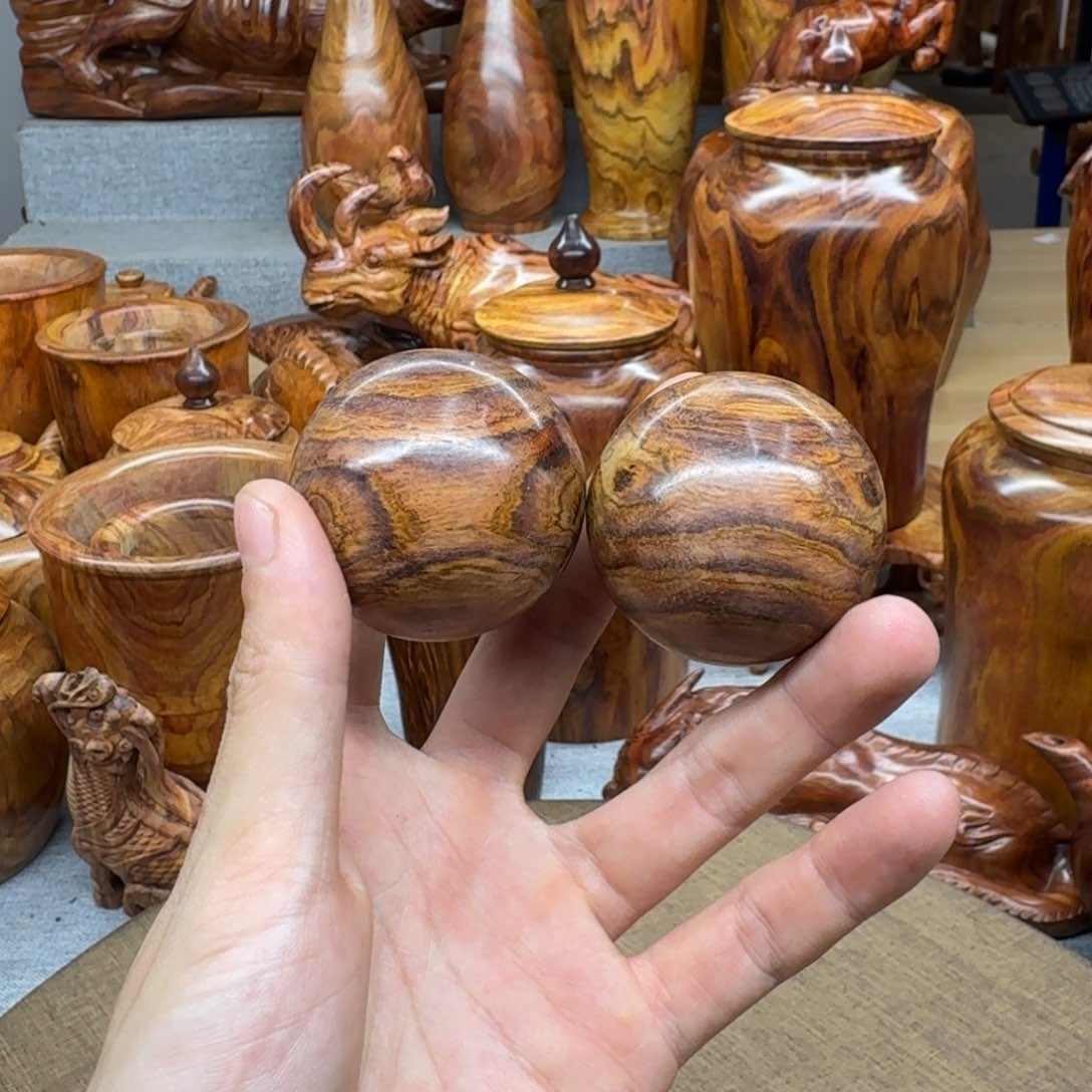 邢***墨黄花梨/降香黄檀5775433