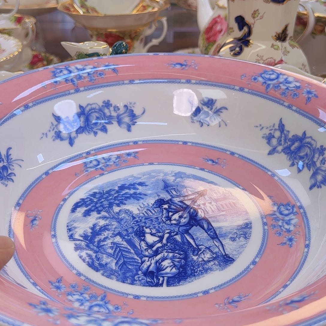 摆件欧洲瓷器收藏鉴赏博览中心