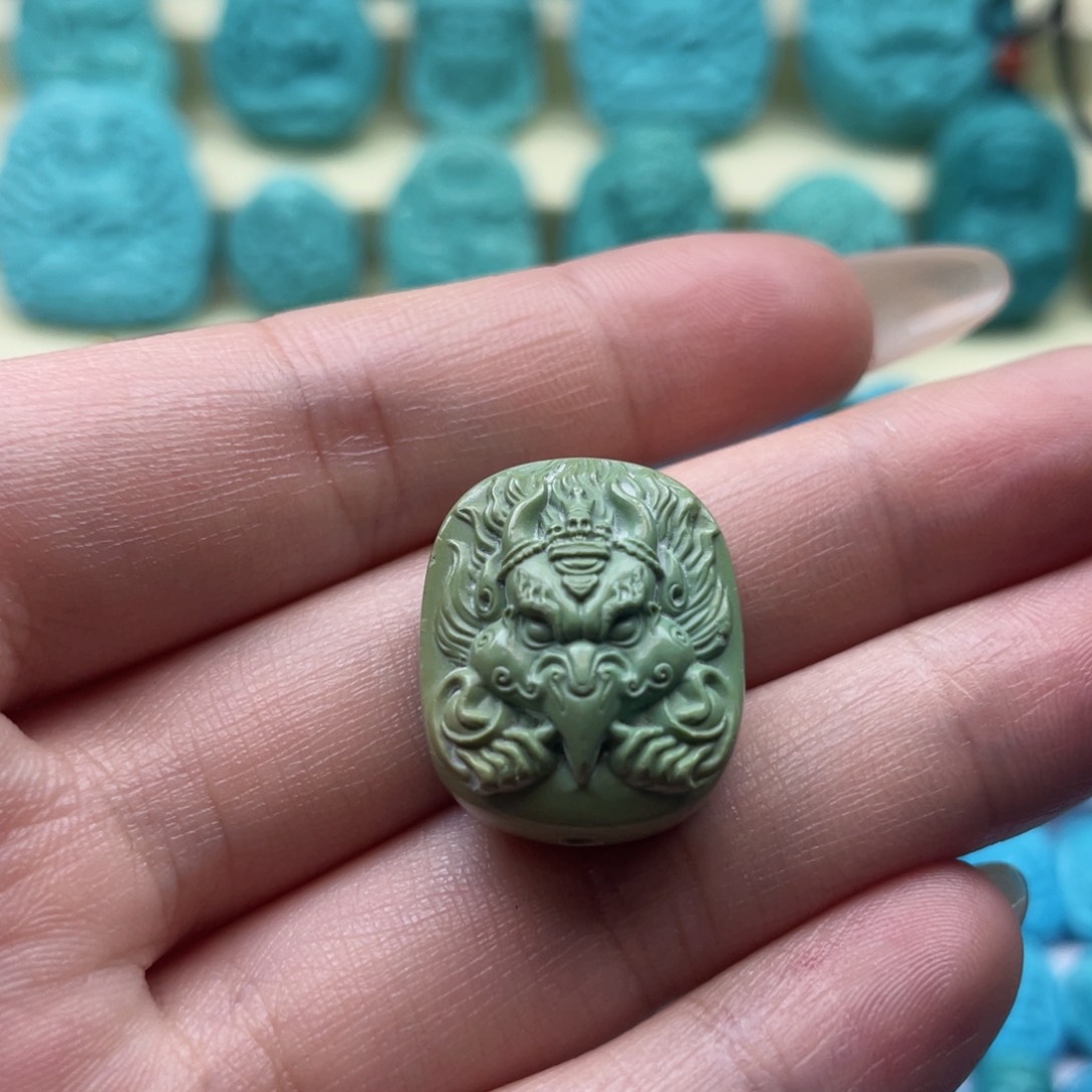 绿松石雕刻未镶嵌