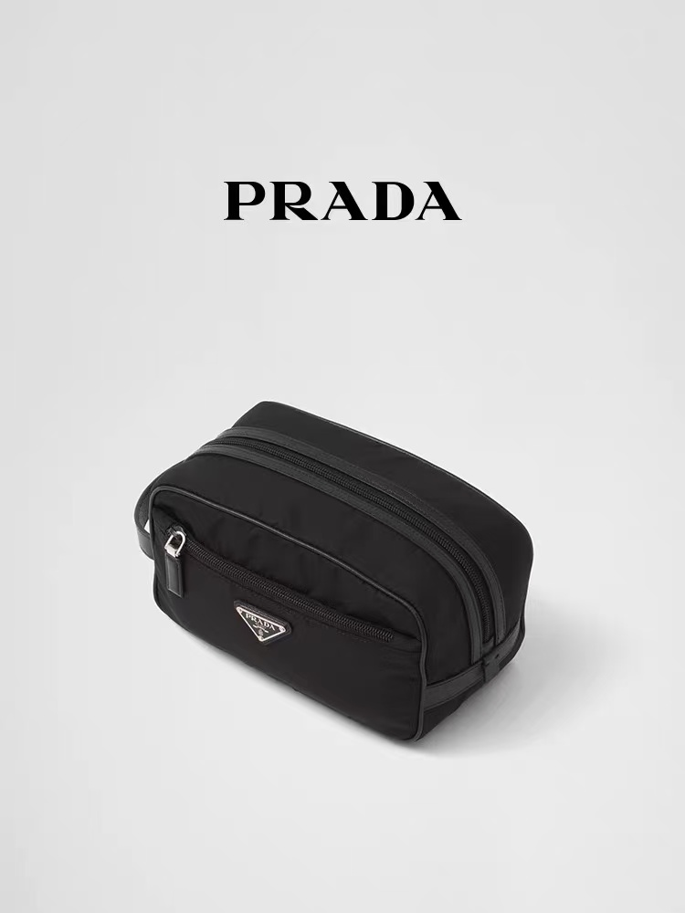 未使用 Prada/普拉达 男士再生尼龙和Saffiano皮革收纳包
