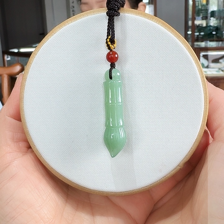 密玉（石英质玉）吊坠未镶嵌