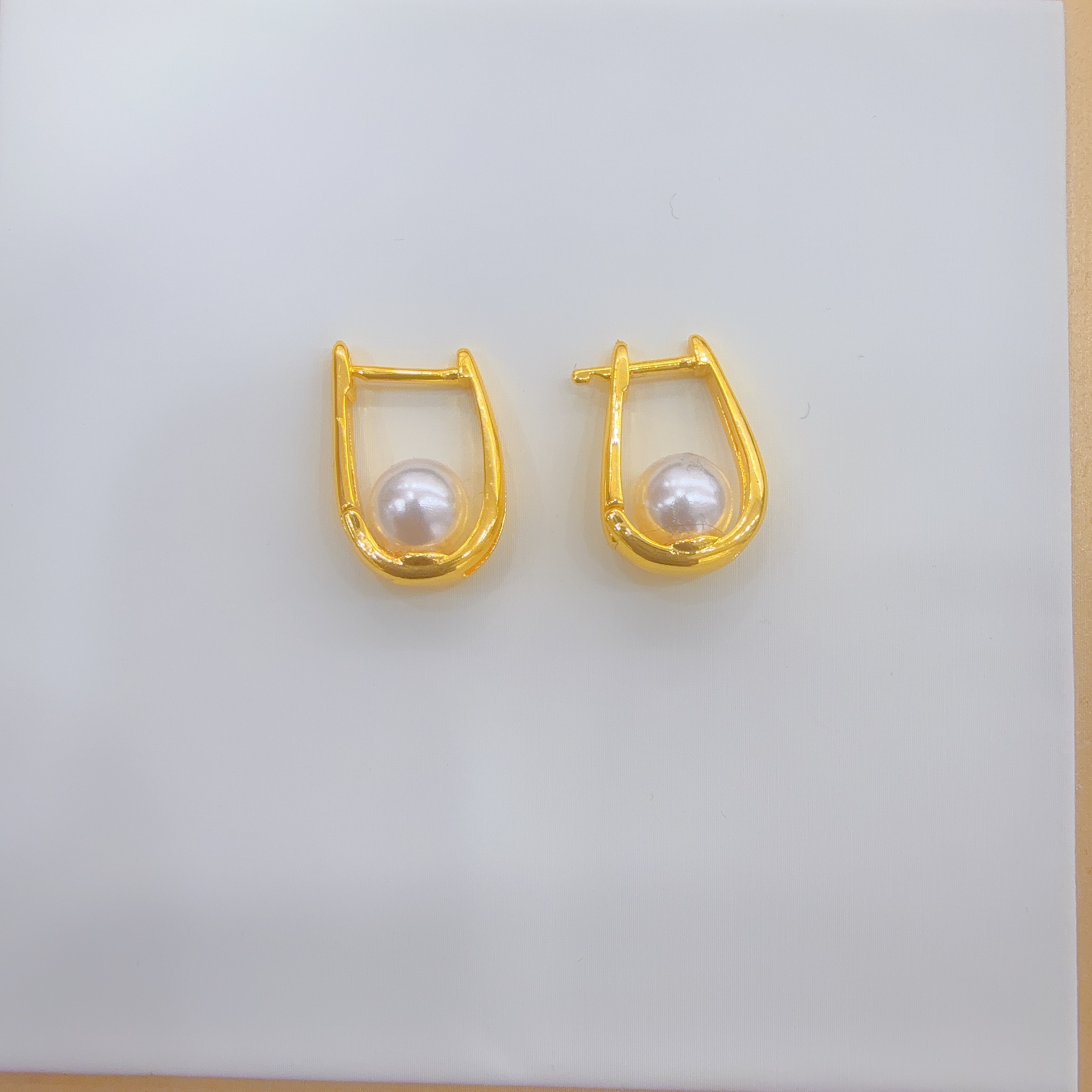 铜合金亚克力耳饰 新款时尚珍珠百搭个性气质耳环altun pasun 