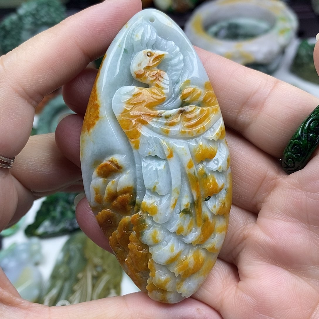 颈饰未镶嵌翡翠牌子