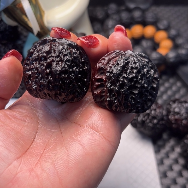 文玩地闷血麒麟42尺寸