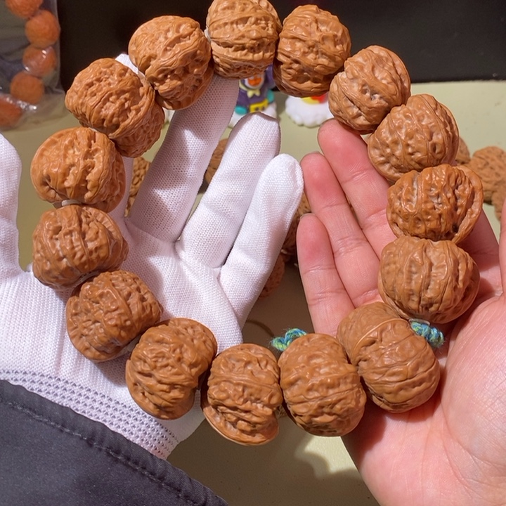 手串文玩核桃……12