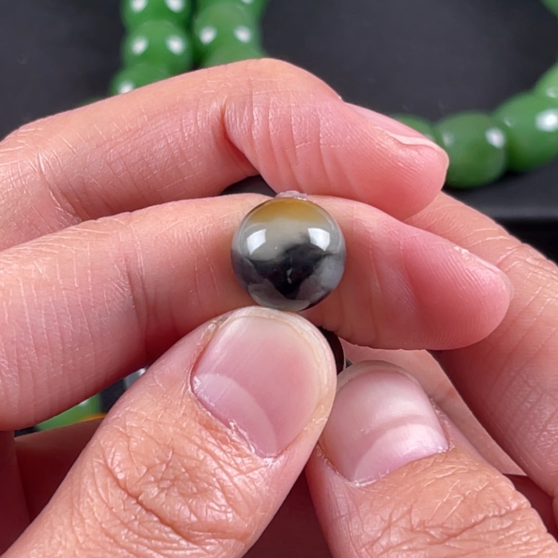 和田玉手串未镶嵌道****好卡12楼兰单颗