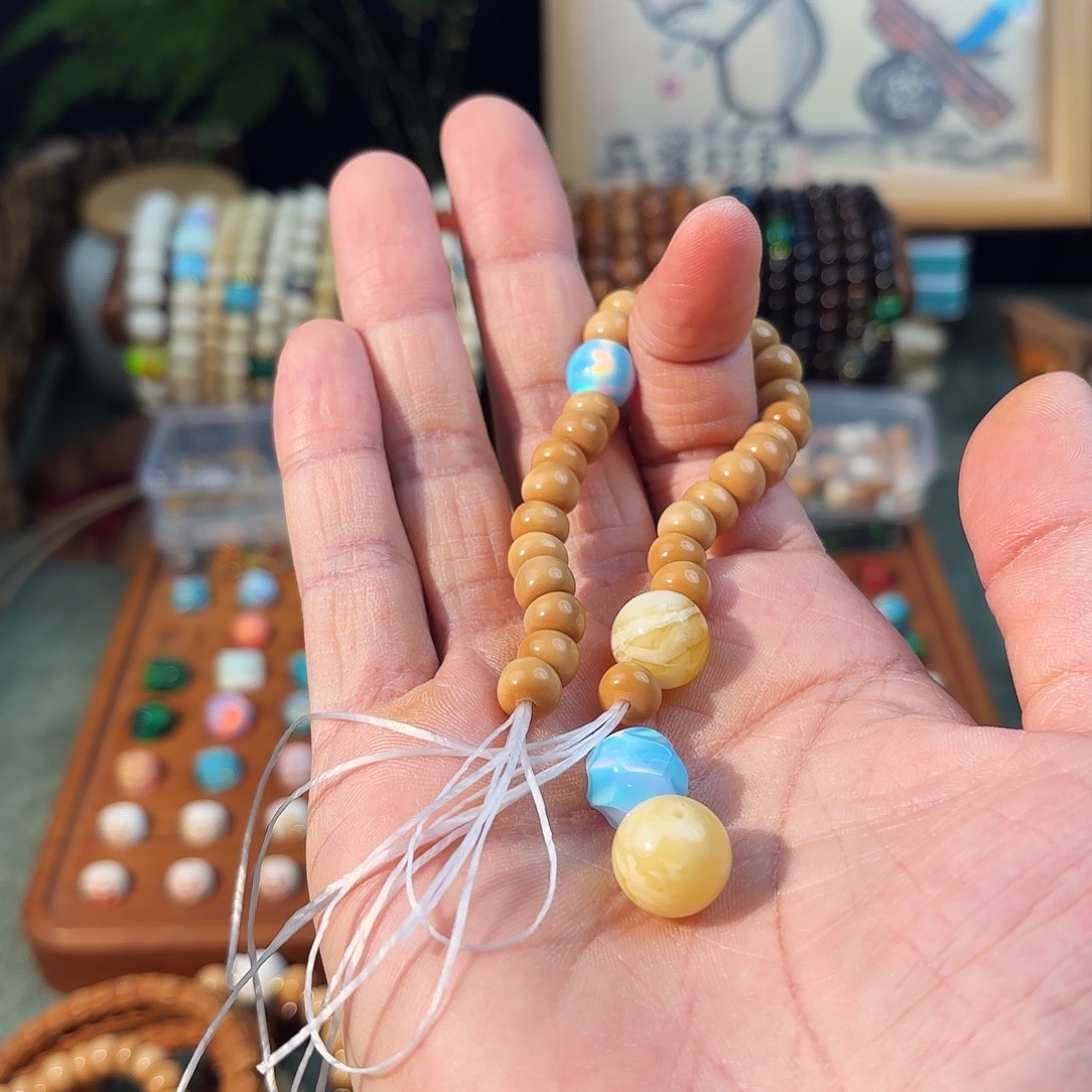 白玉菩提吊坠龙脊蒜瓣