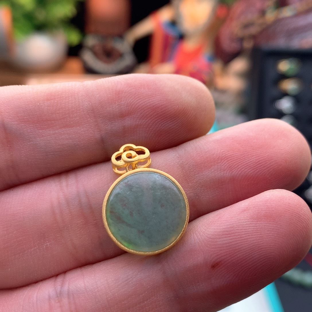 颈饰银S925镶嵌翡翠