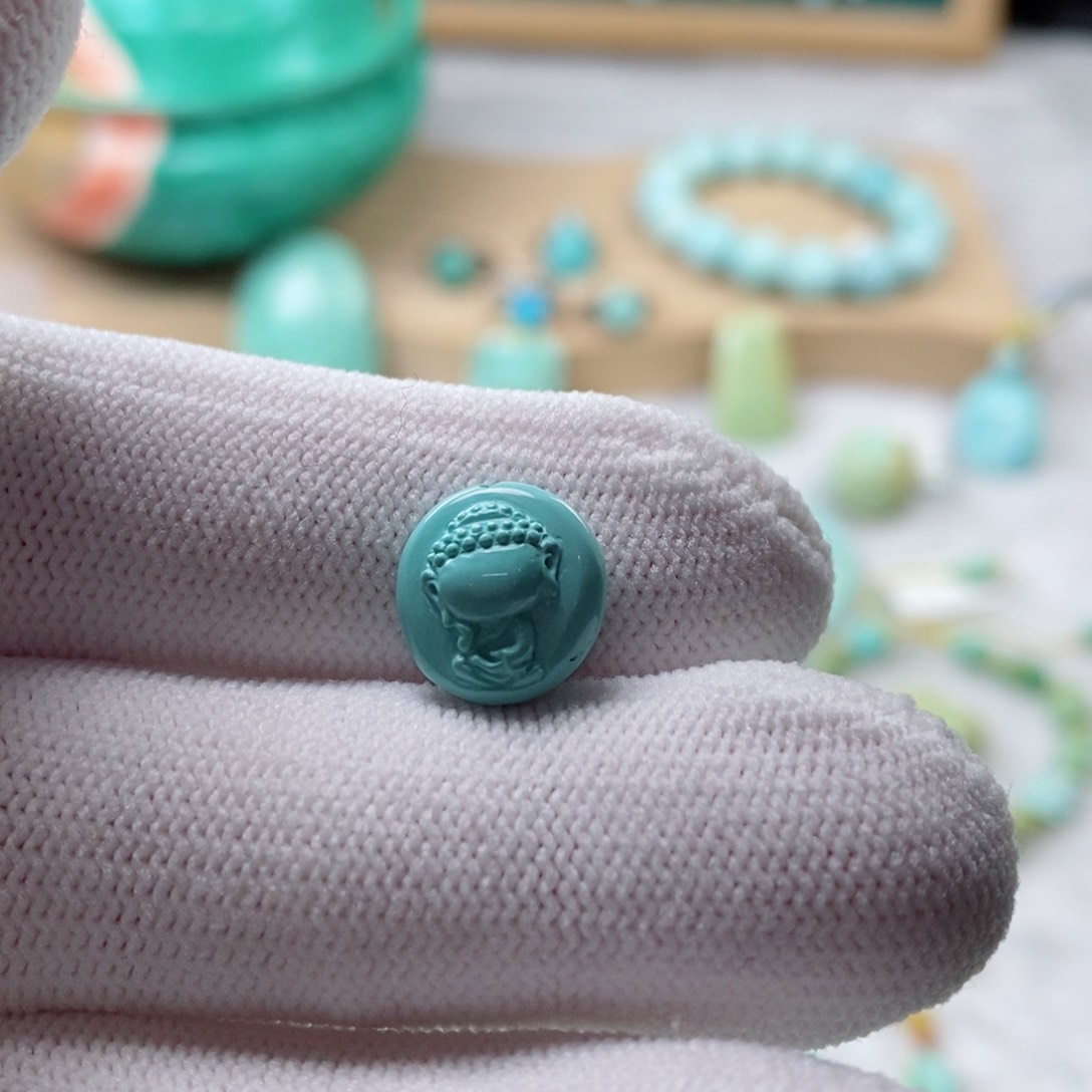 绿松石颈饰未镶嵌