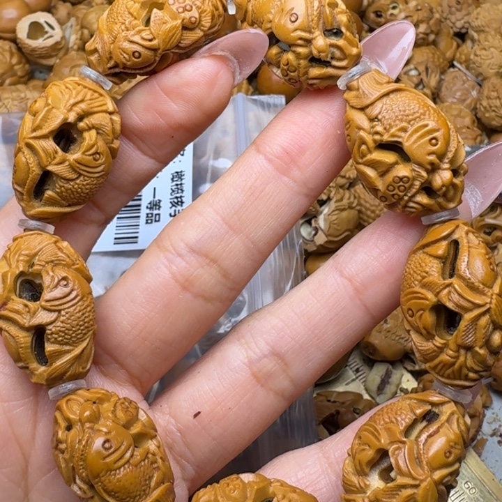 手串/手链橄榄核鱼戏莲花