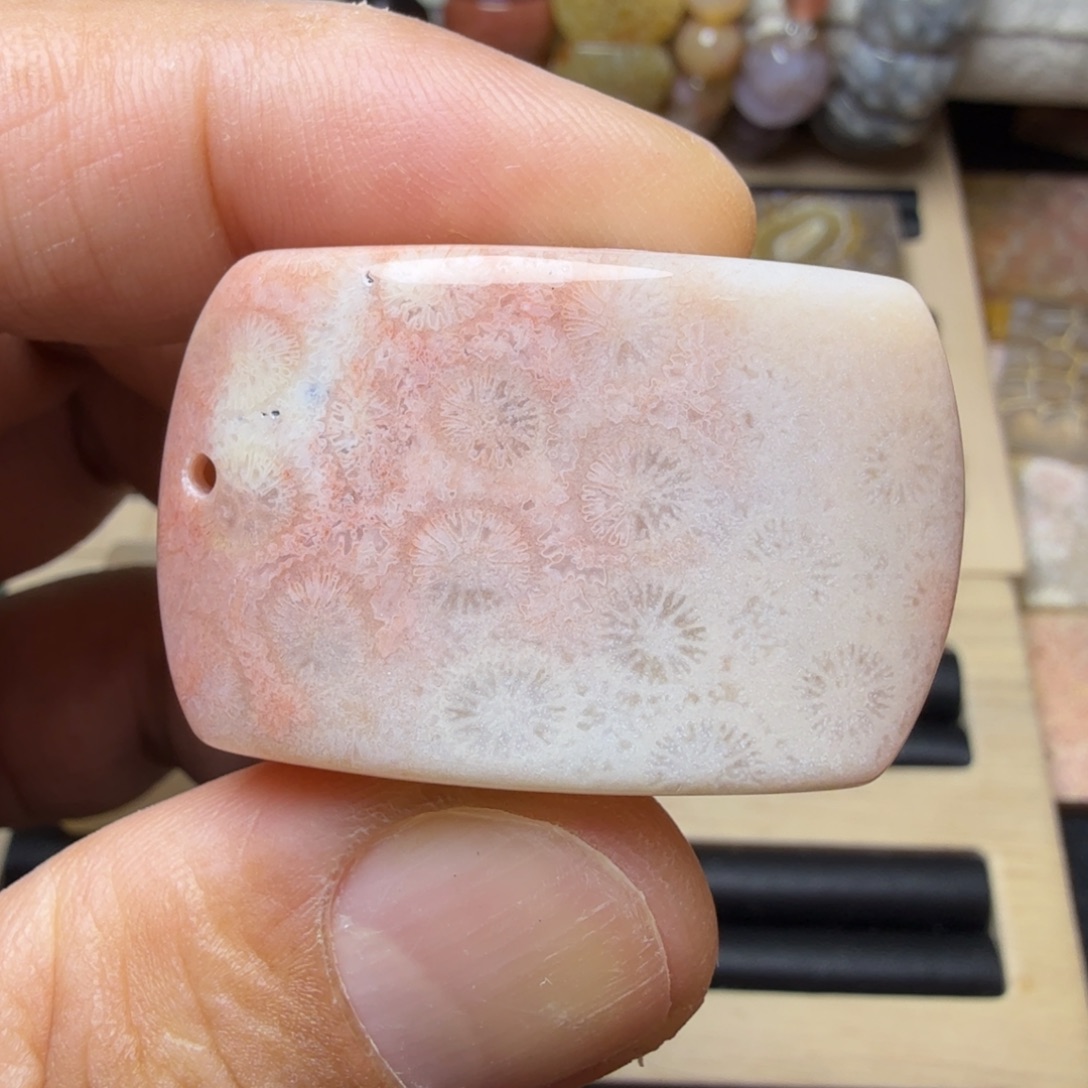 硅化玉未镶嵌纯天然色有机玉石保真色