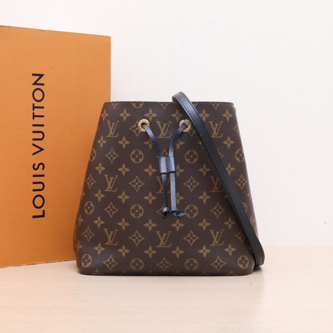 99新 LouisVuitton/路易威登 小花柳 NÉONOÉ 水桶包 中号 26 