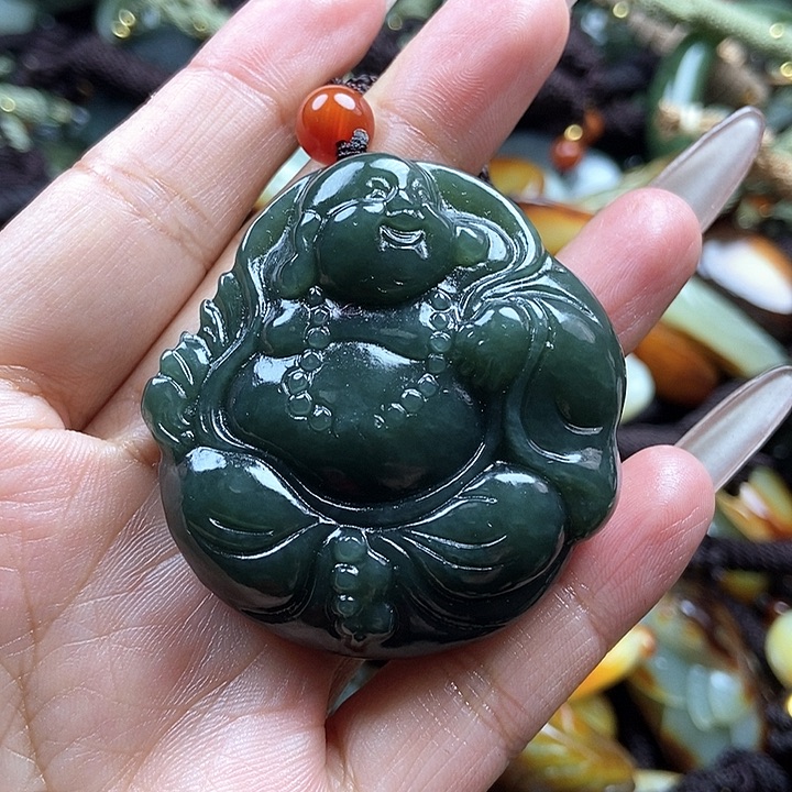 和田玉颈饰未镶嵌