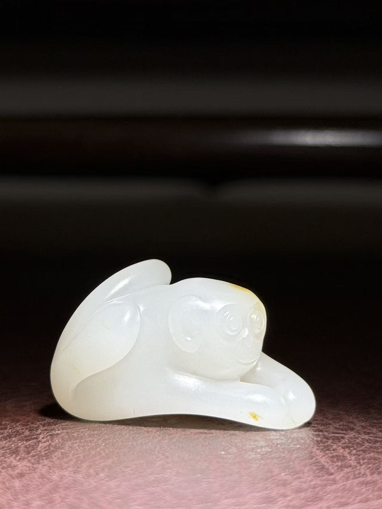 和田玉灵猴名家作品雕刻